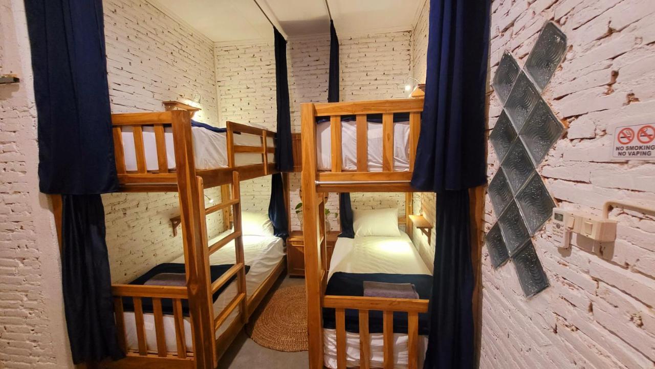 Al Kabron Inn كاريمونجاوا المظهر الخارجي الصورة