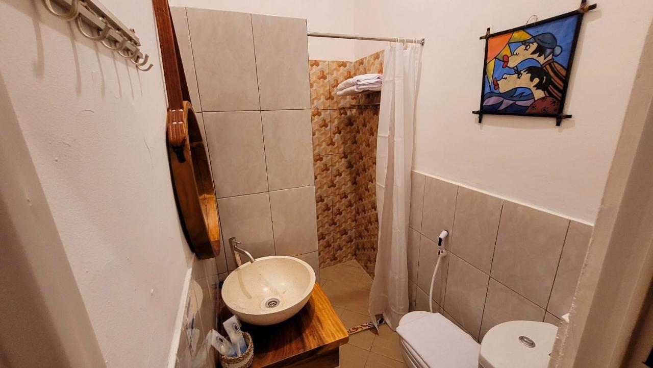 Al Kabron Inn كاريمونجاوا المظهر الخارجي الصورة