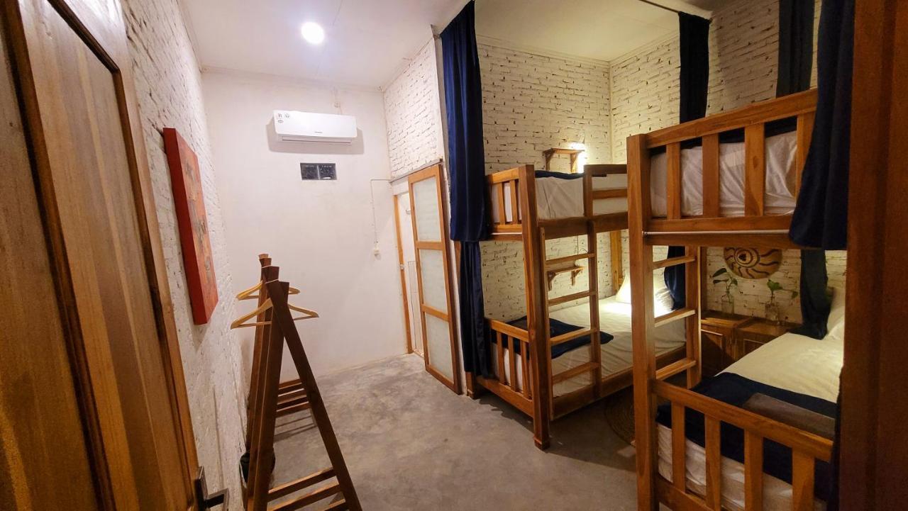 Al Kabron Inn كاريمونجاوا المظهر الخارجي الصورة